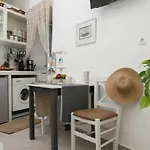 Coco's Luxury Naxos Apartment *